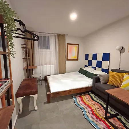 5 Bedroom 5 Bathroom, Newly Renovated At The Heart Of The Villa *