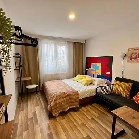5 Bedroom 5 Bathroom, Newly Renovated At The Heart Of The Villa Istanbul