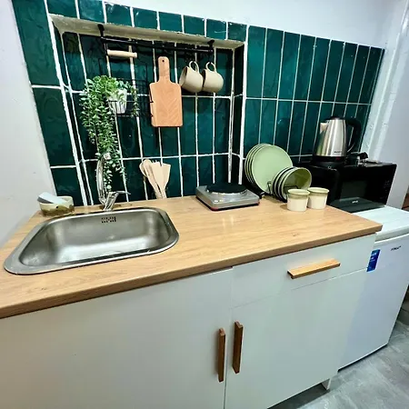 5 Bedroom 5 Bathroom, Newly Renovated At The Heart Of The * Istanbul
