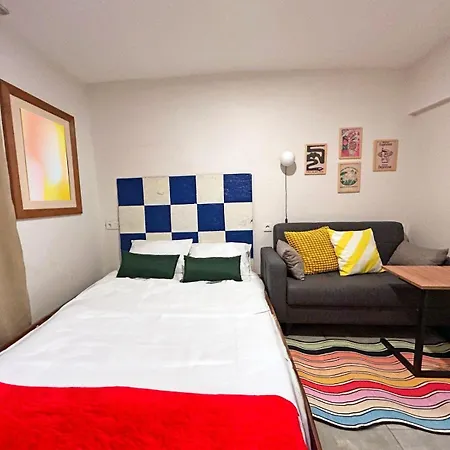 Villa 5 Bedroom 5 Bathroom, Newly Renovated At The Heart Of The