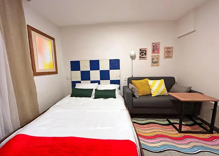 Villa 5 Bedroom 5 Bathroom, Newly Renovated At The Heart Of The